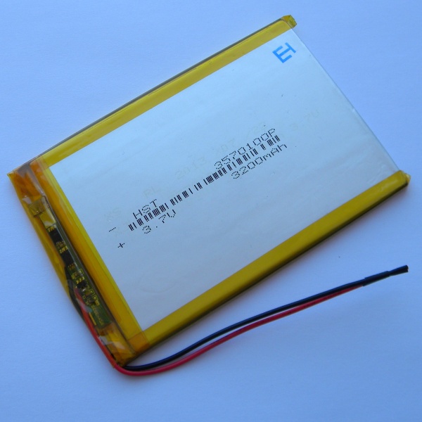 Аккумулятор для планшета - HST-3570100P - 3200mAh 3.7v - размер 100мм на 68мм